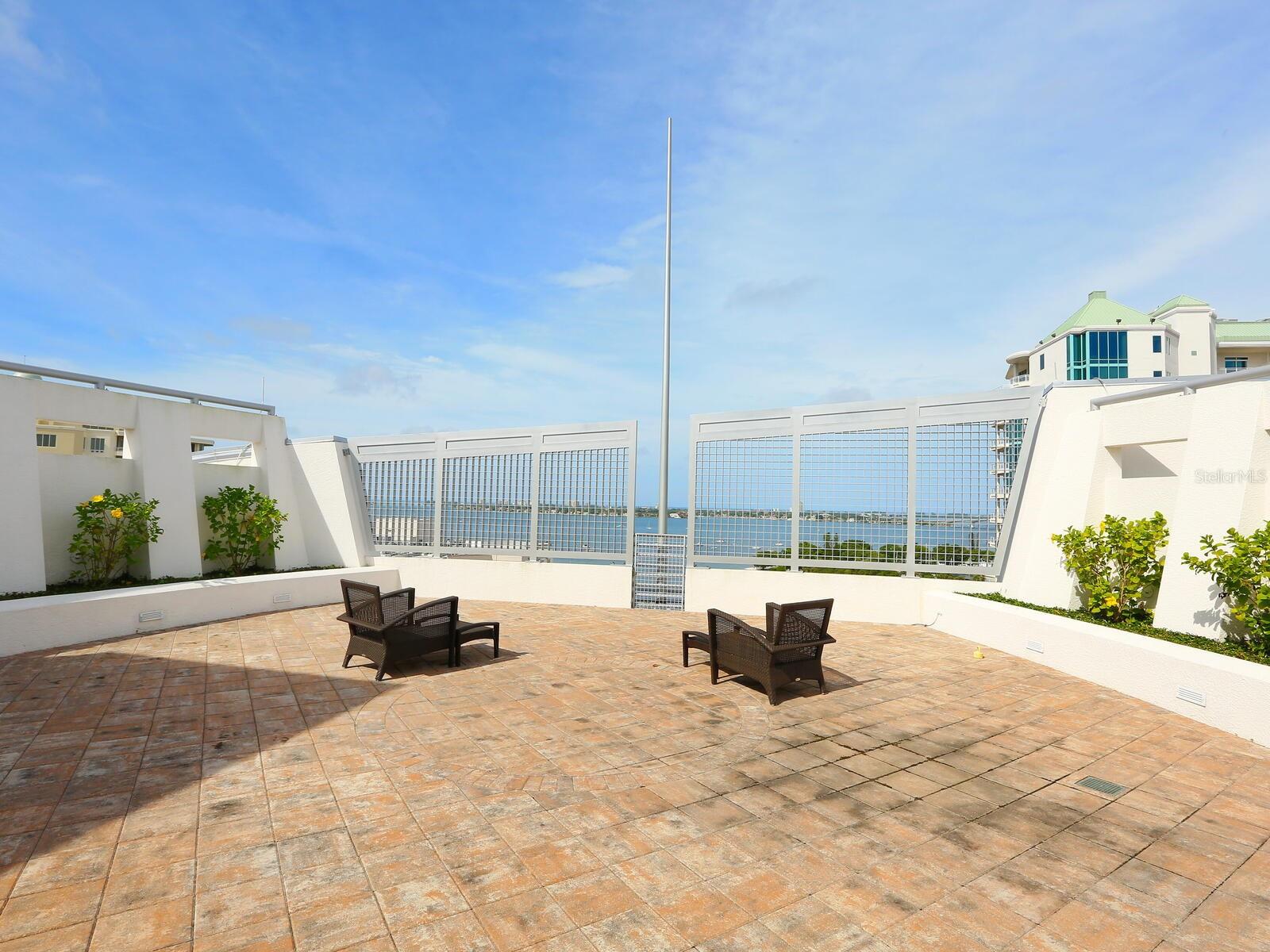 THE SAVOY ON PALM - Residential