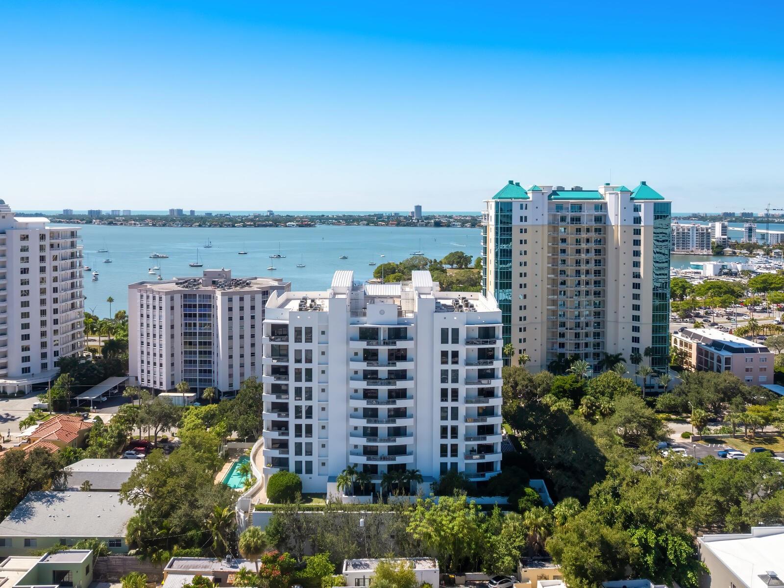 THE SAVOY ON PALM - Residential