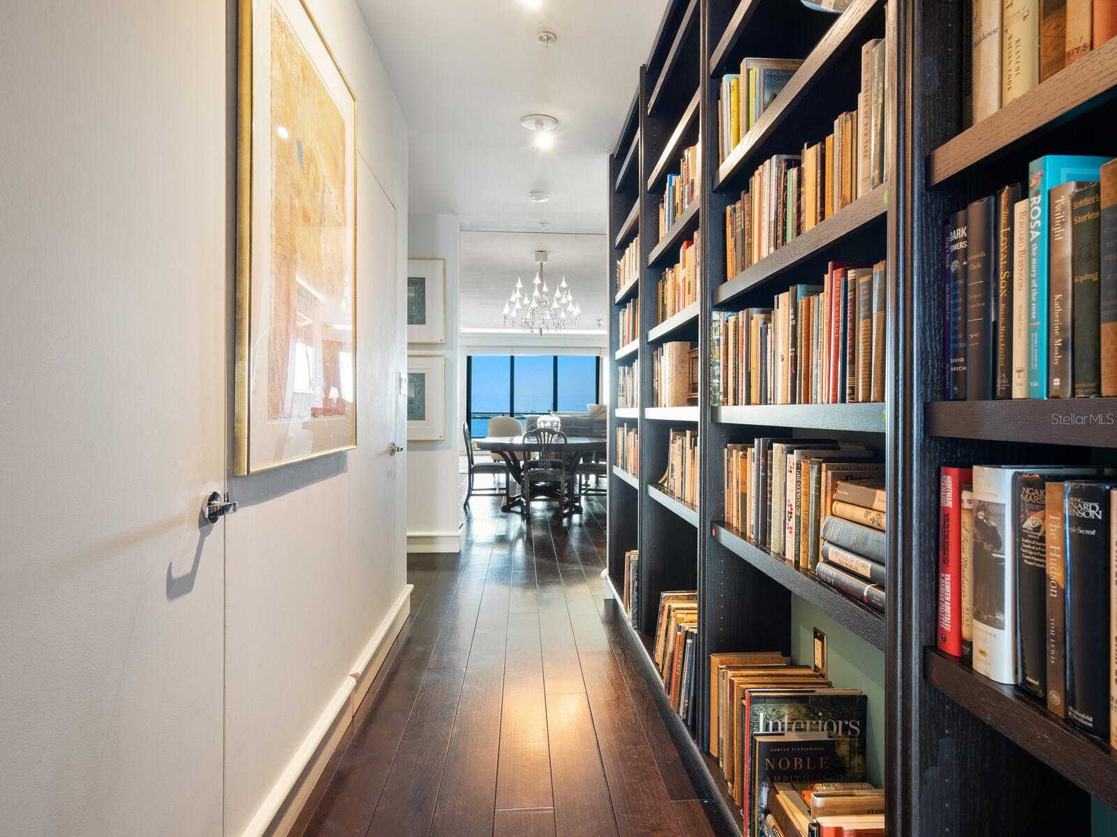 THE SAVOY ON PALM - Residential