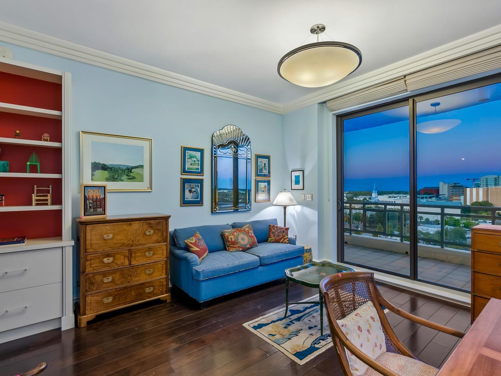 THE SAVOY ON PALM - Residential