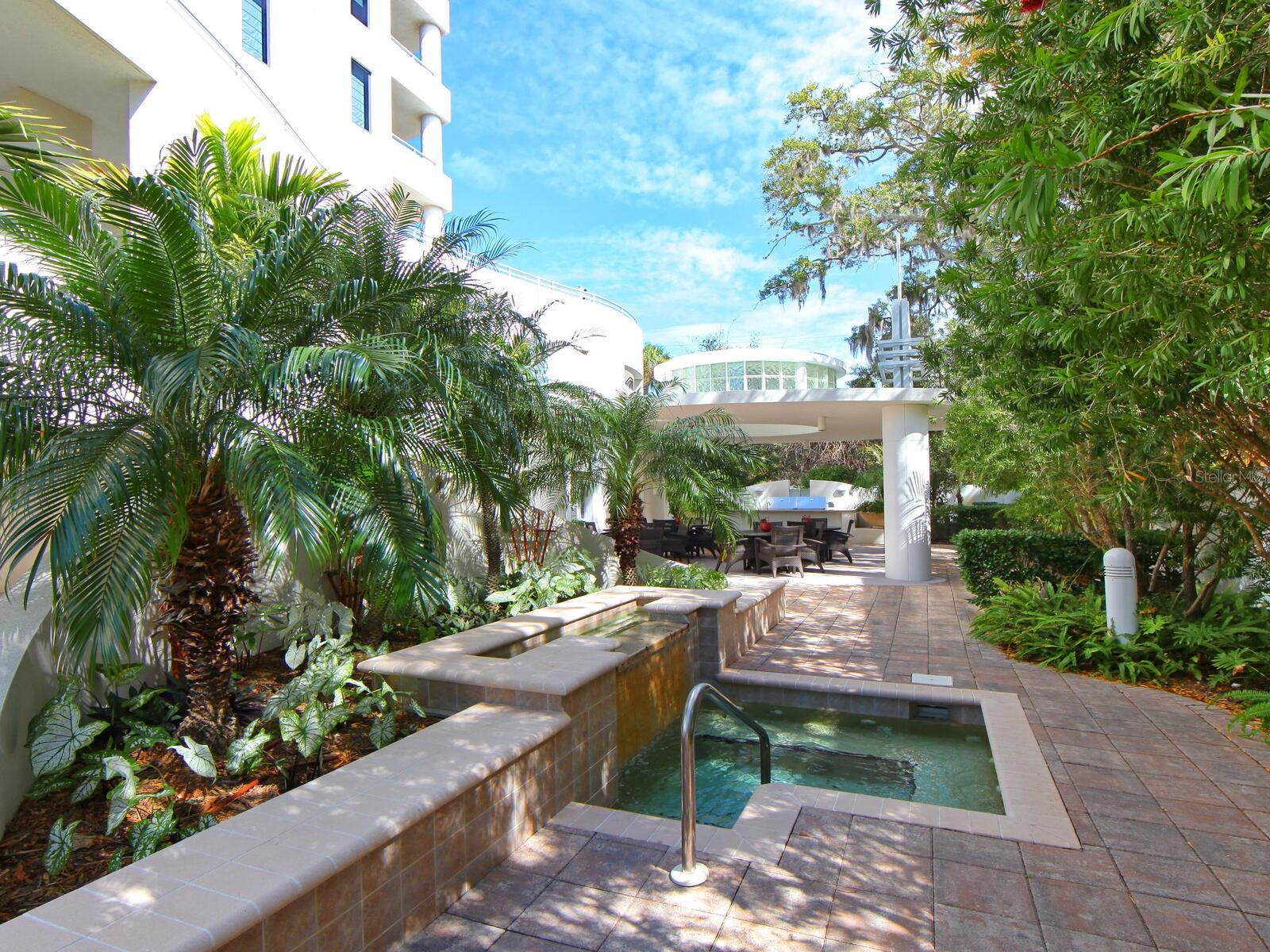 THE SAVOY ON PALM - Residential