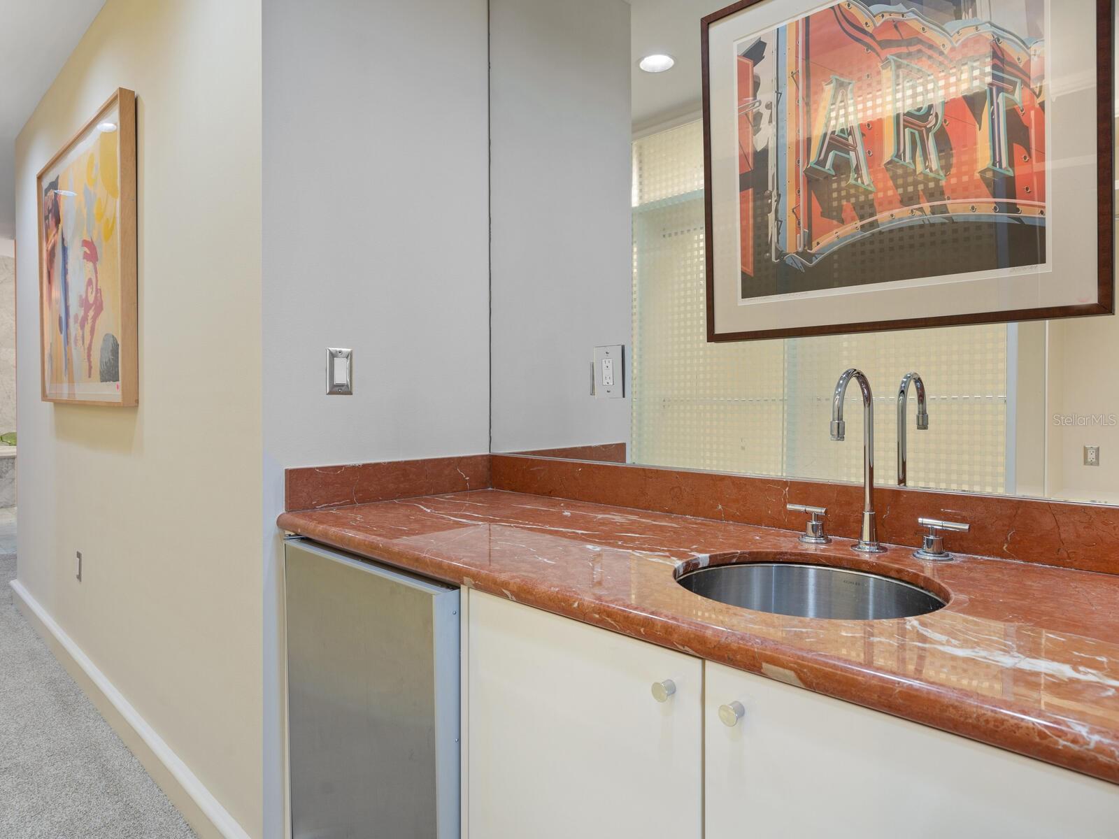 THE SAVOY ON PALM - Residential