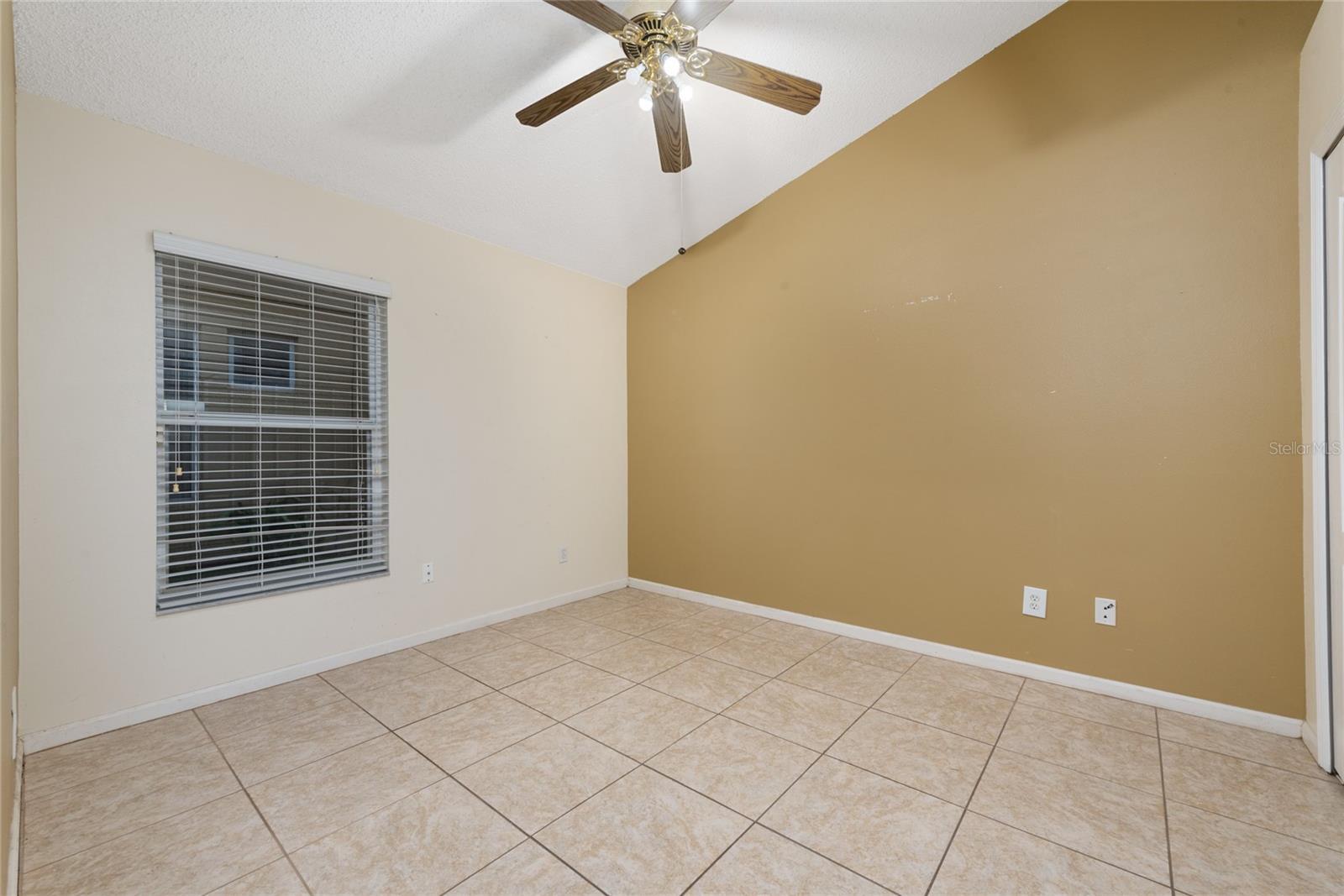 LAKE GLORIA PRESERVE PH 01A - Residential