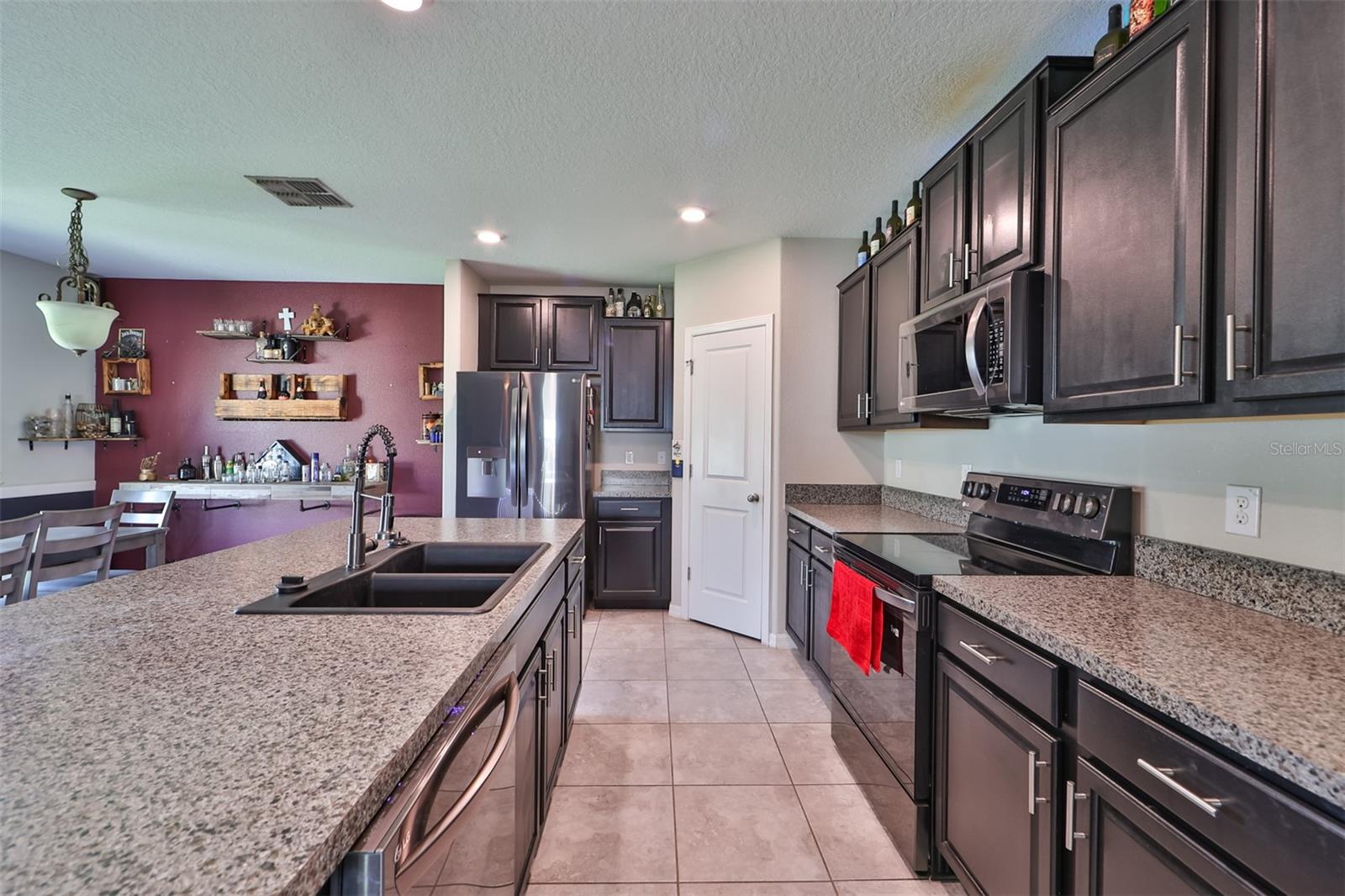 RIVERBEND WEST PH 1 - Residential