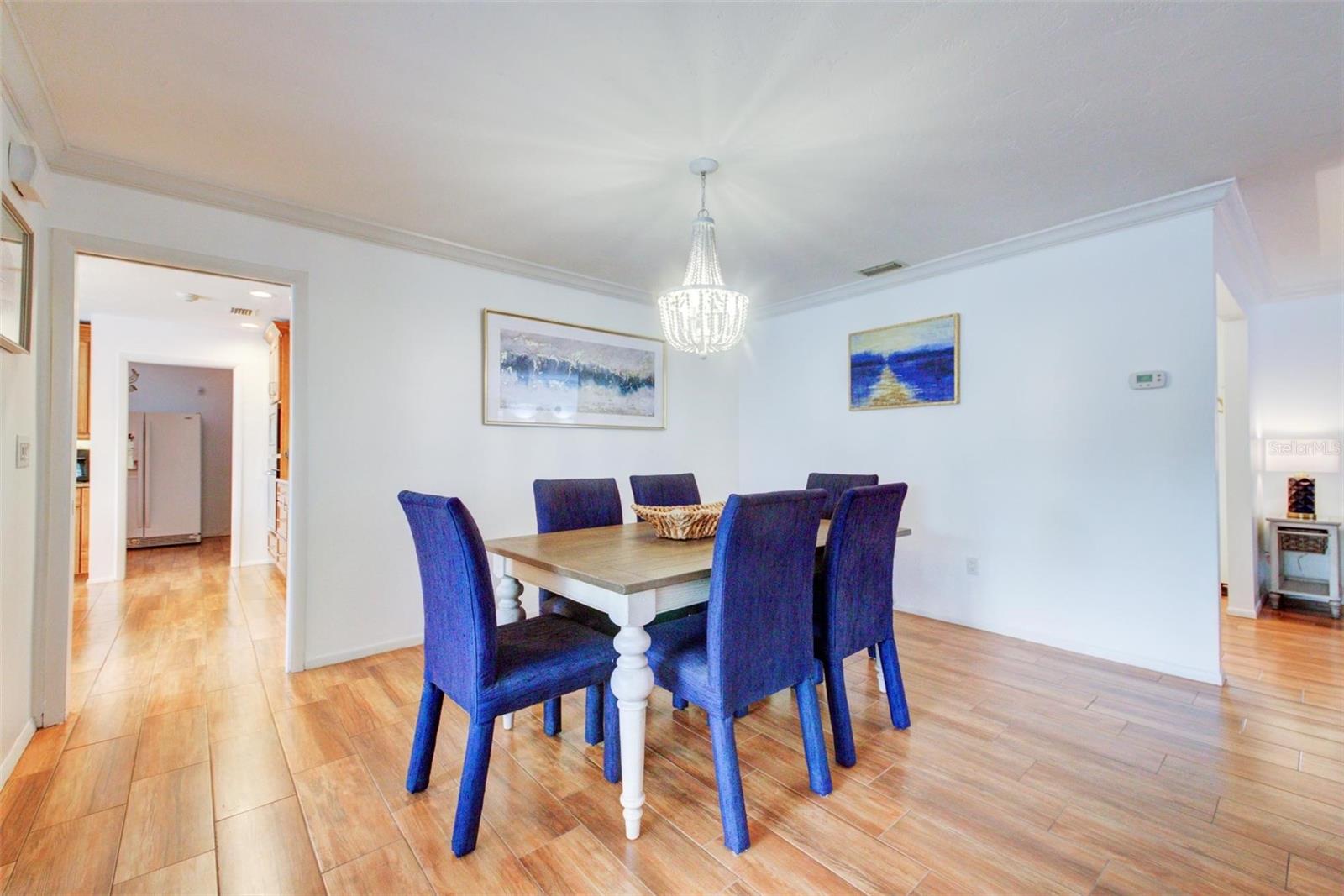 SIESTA ISLES - Residential Lease