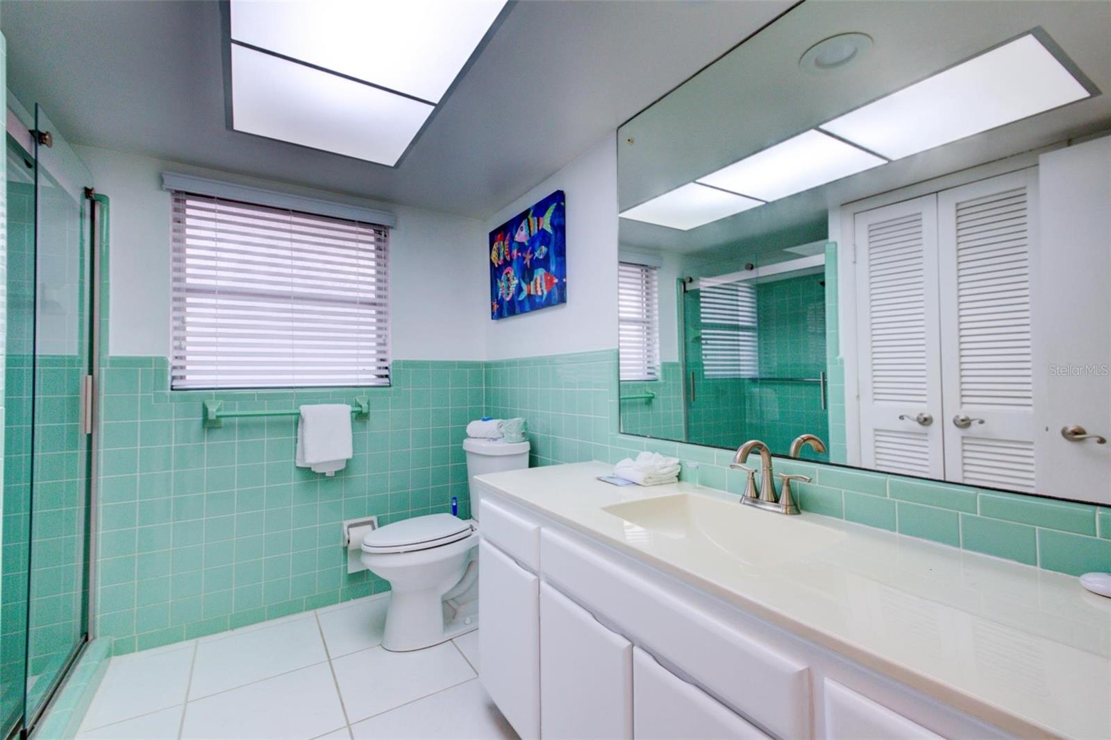 SIESTA ISLES - Residential Lease