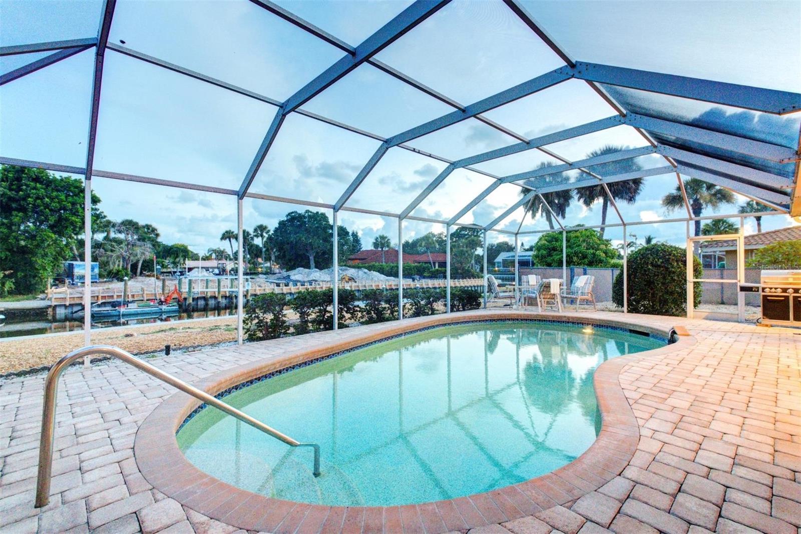 SIESTA ISLES - Residential Lease