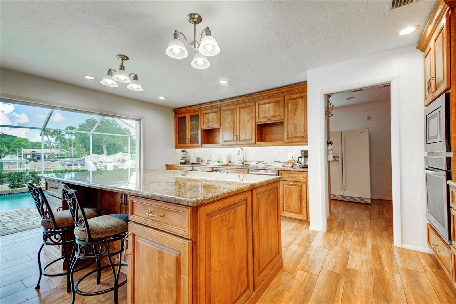 SIESTA ISLES - Residential Lease