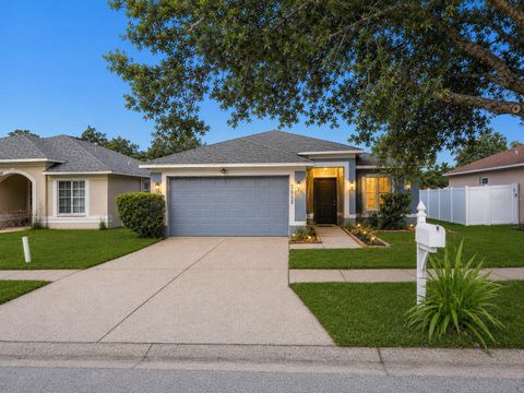 Photo of 3012 Summer House Drive, Valrico, FL 33594 (MLS # TB8528566)