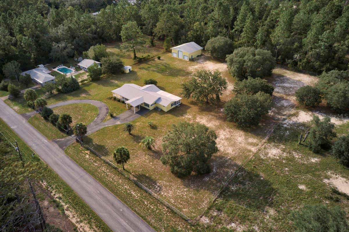 RAINBOW LAKES ESTATE - Residential