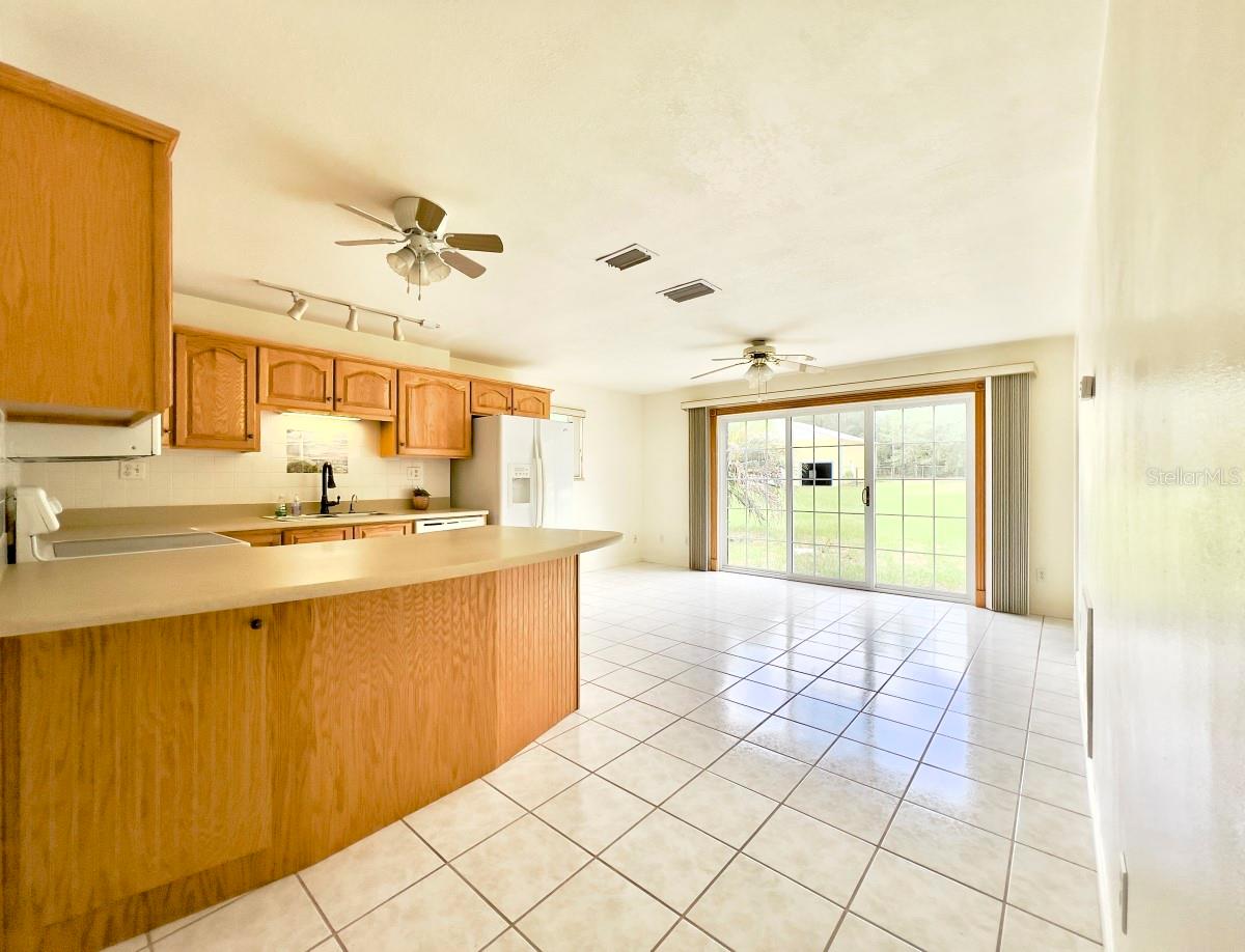 RAINBOW LAKES ESTATE - Residential