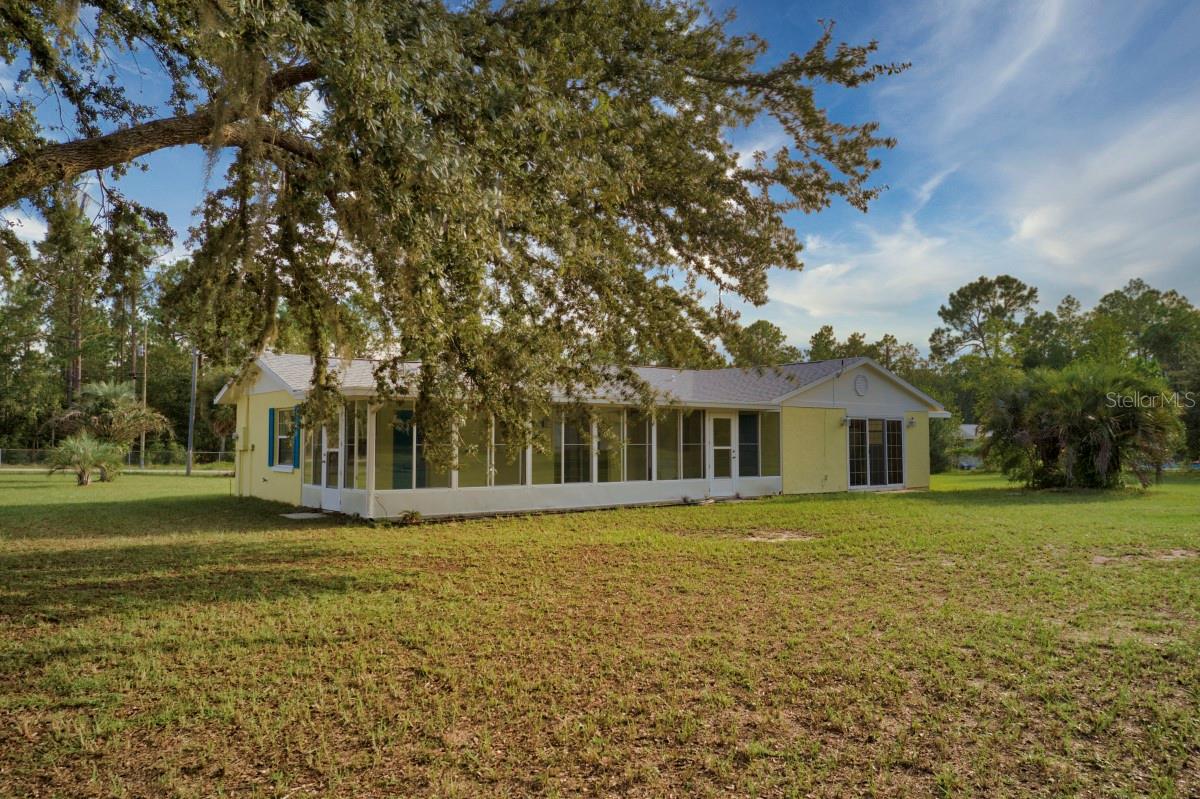 RAINBOW LAKES ESTATE - Residential