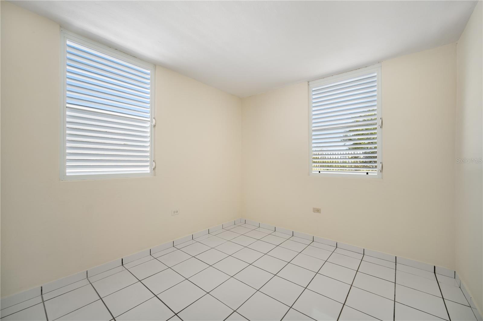 URB PARQUES DE GUASIMAS - Residential