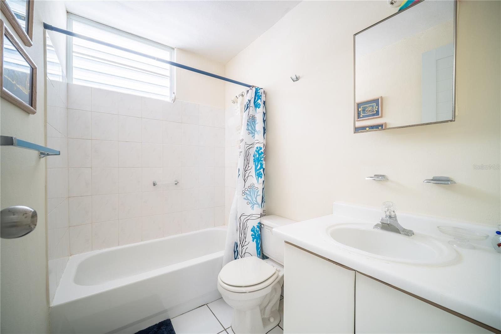 URB PARQUES DE GUASIMAS - Residential