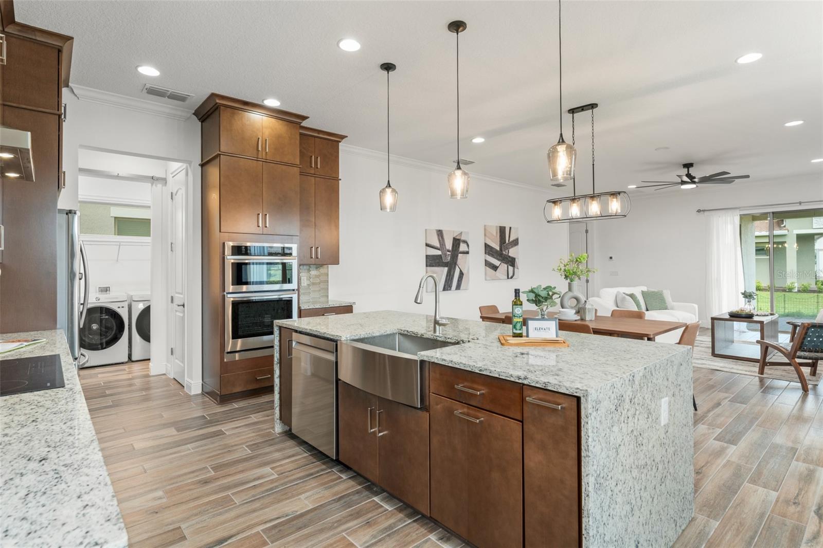 8106 MABURY LANE