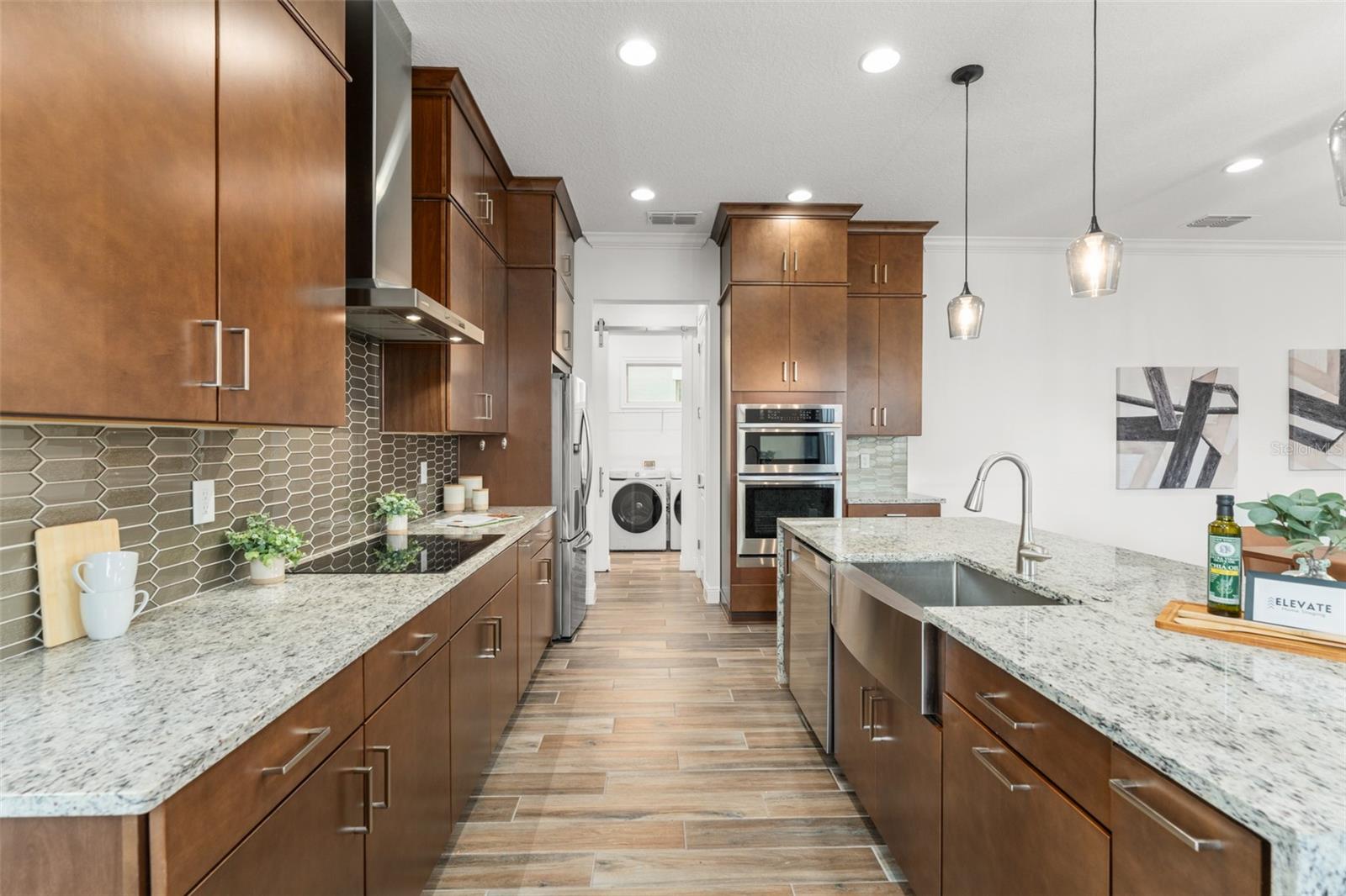 8106 MABURY LANE