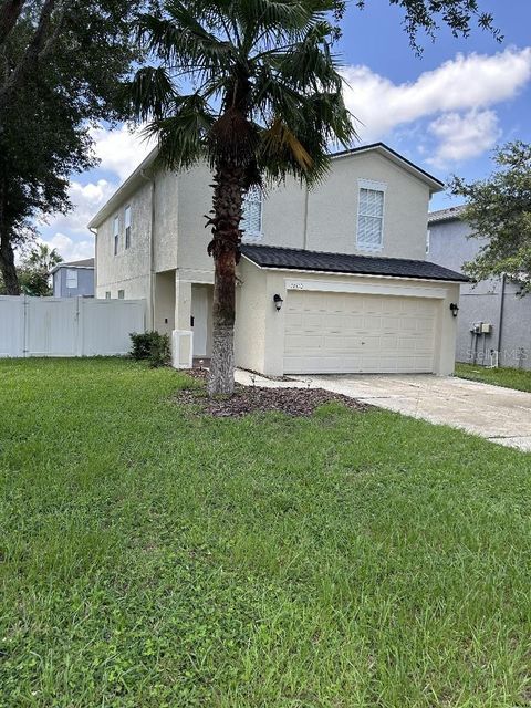 A home in LAND O LAKES