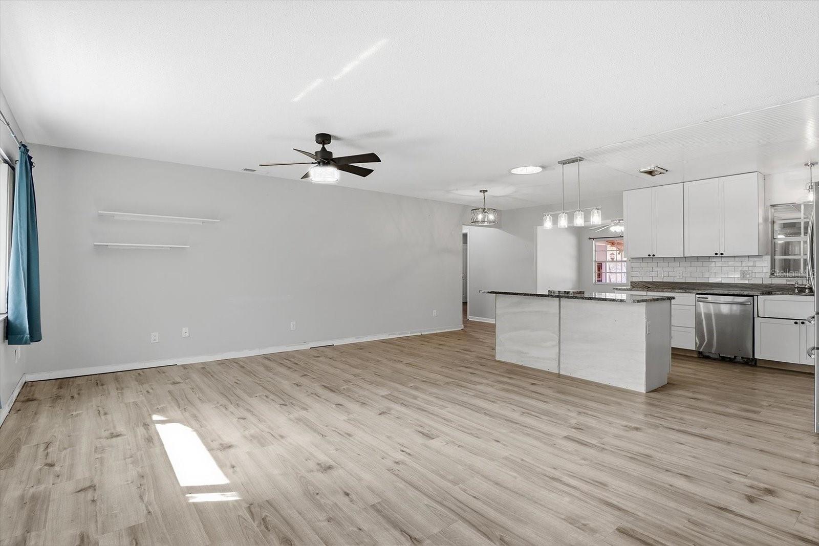 7223 E HAMPTON COURT