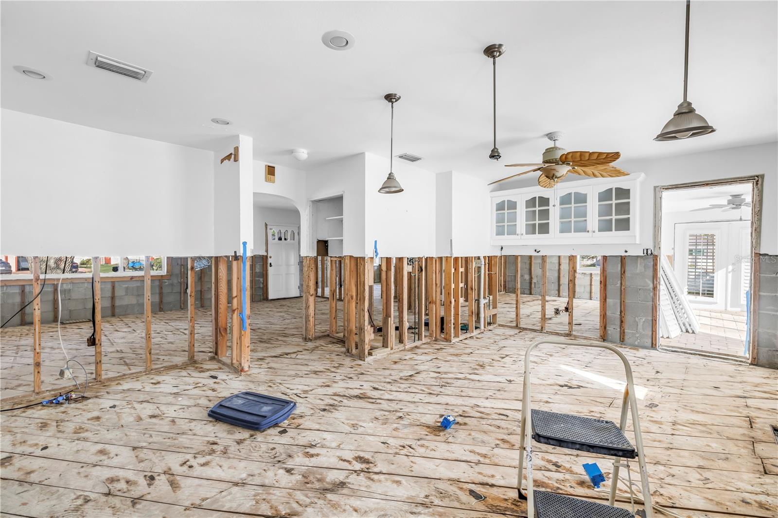 BELLE VISTA BEACH 1ST ADD - Residential