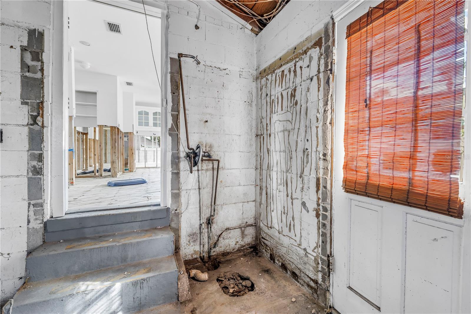 BELLE VISTA BEACH 1ST ADD - Residential