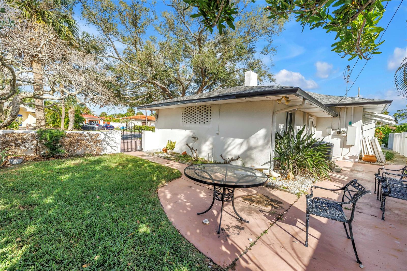 BELLE VISTA BEACH 1ST ADD - Residential