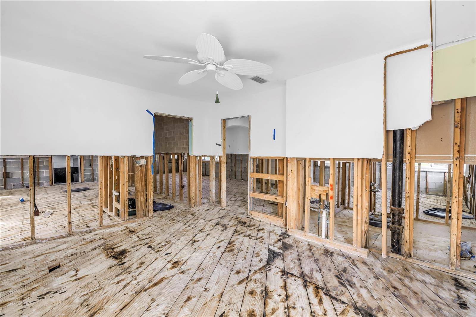 BELLE VISTA BEACH 1ST ADD - Residential