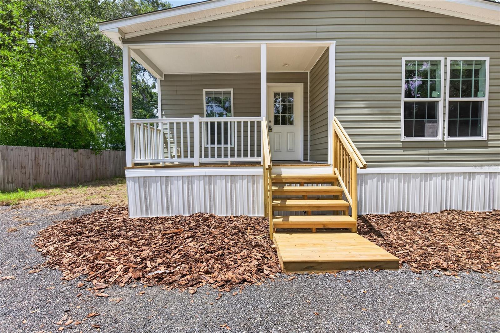 GARDEN GROVE - Residential