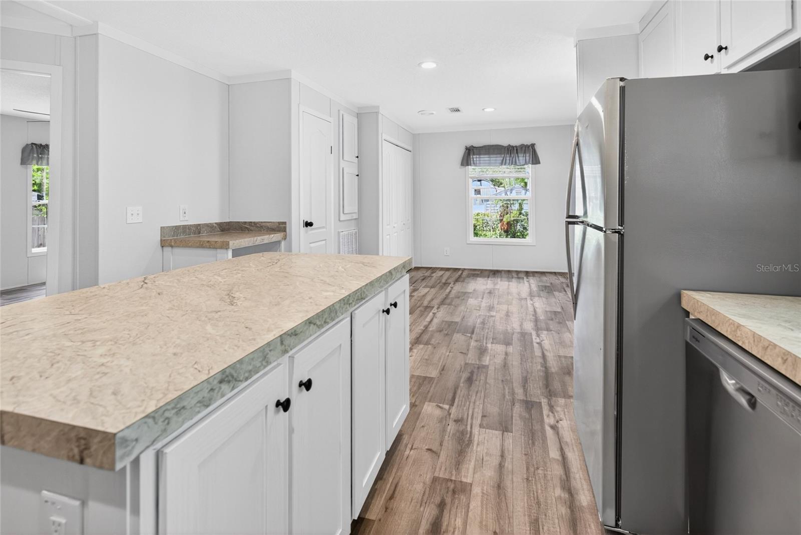 GARDEN GROVE - Residential