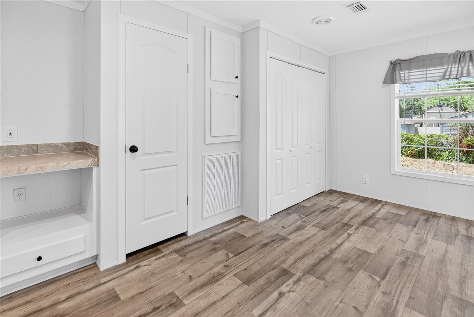 GARDEN GROVE - Residential