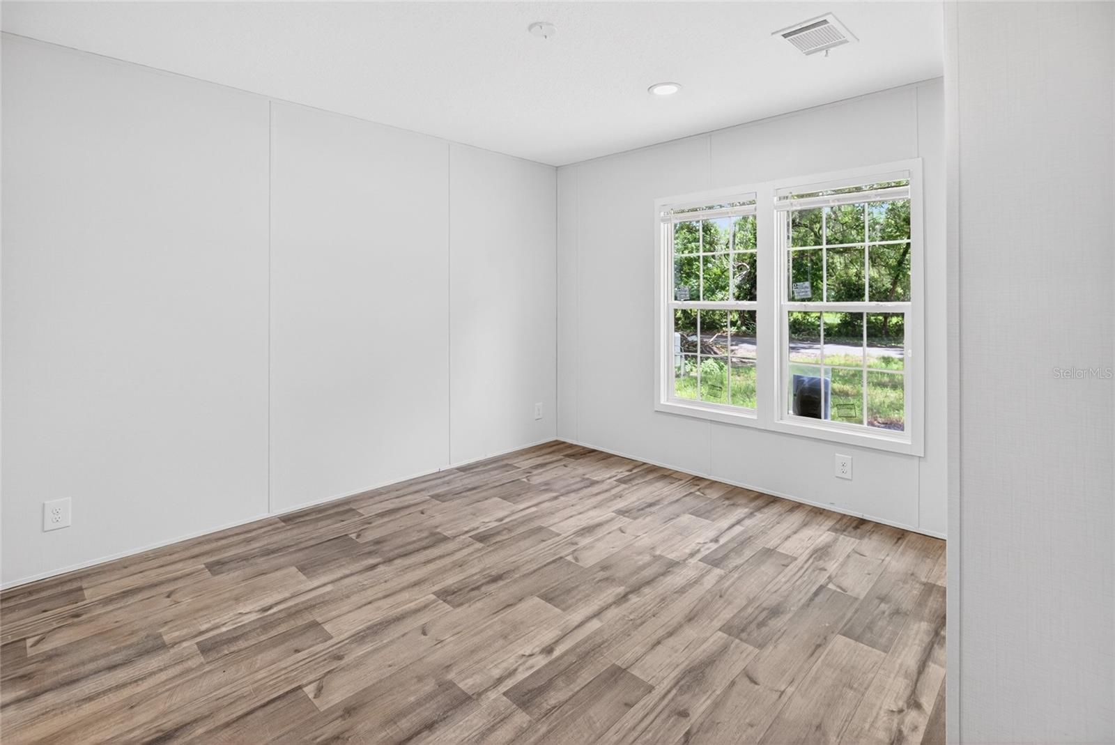 GARDEN GROVE - Residential