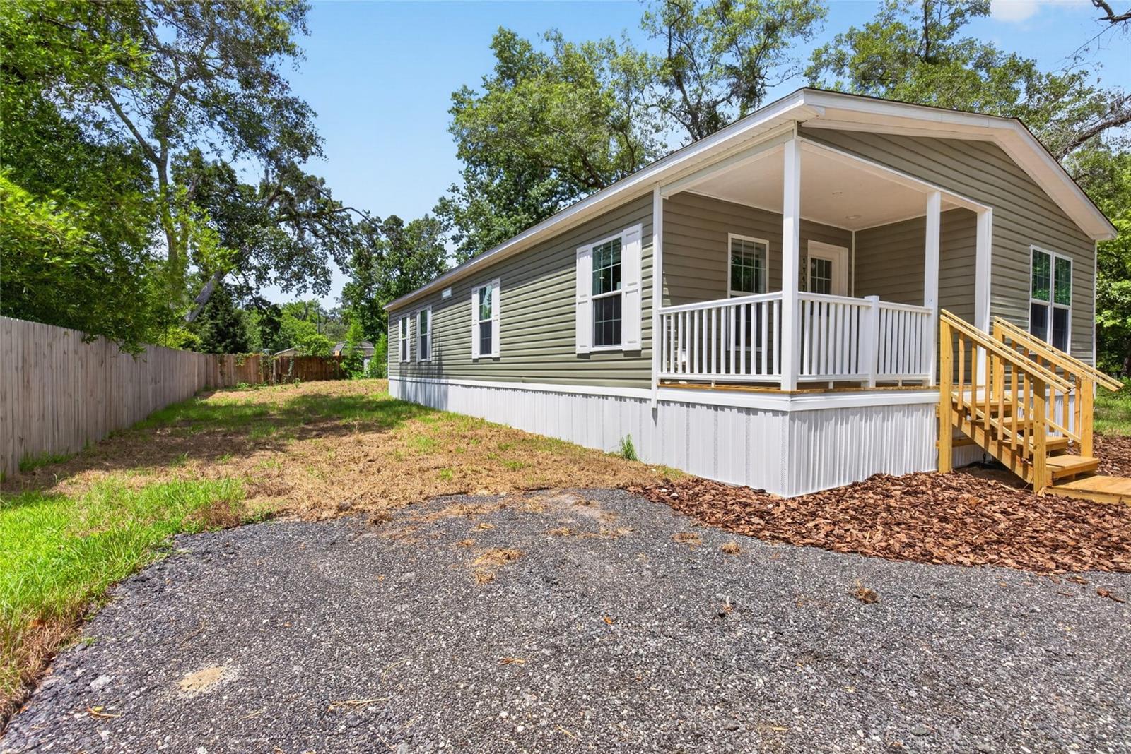 GARDEN GROVE - Residential