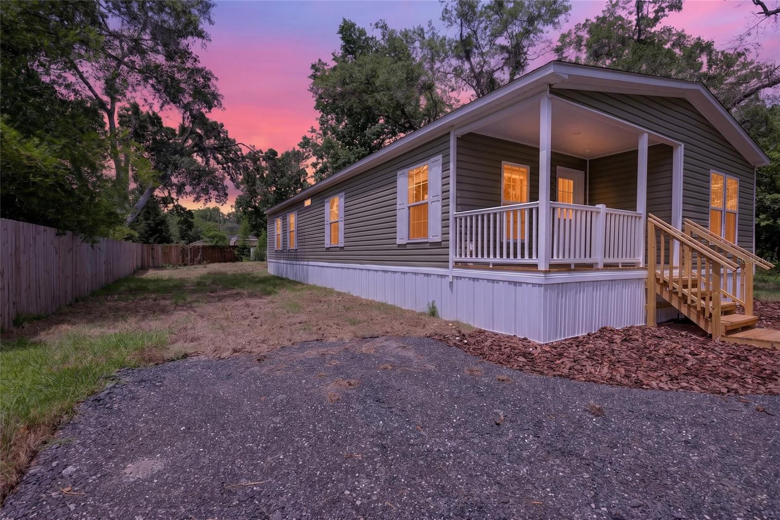 GARDEN GROVE - Residential
