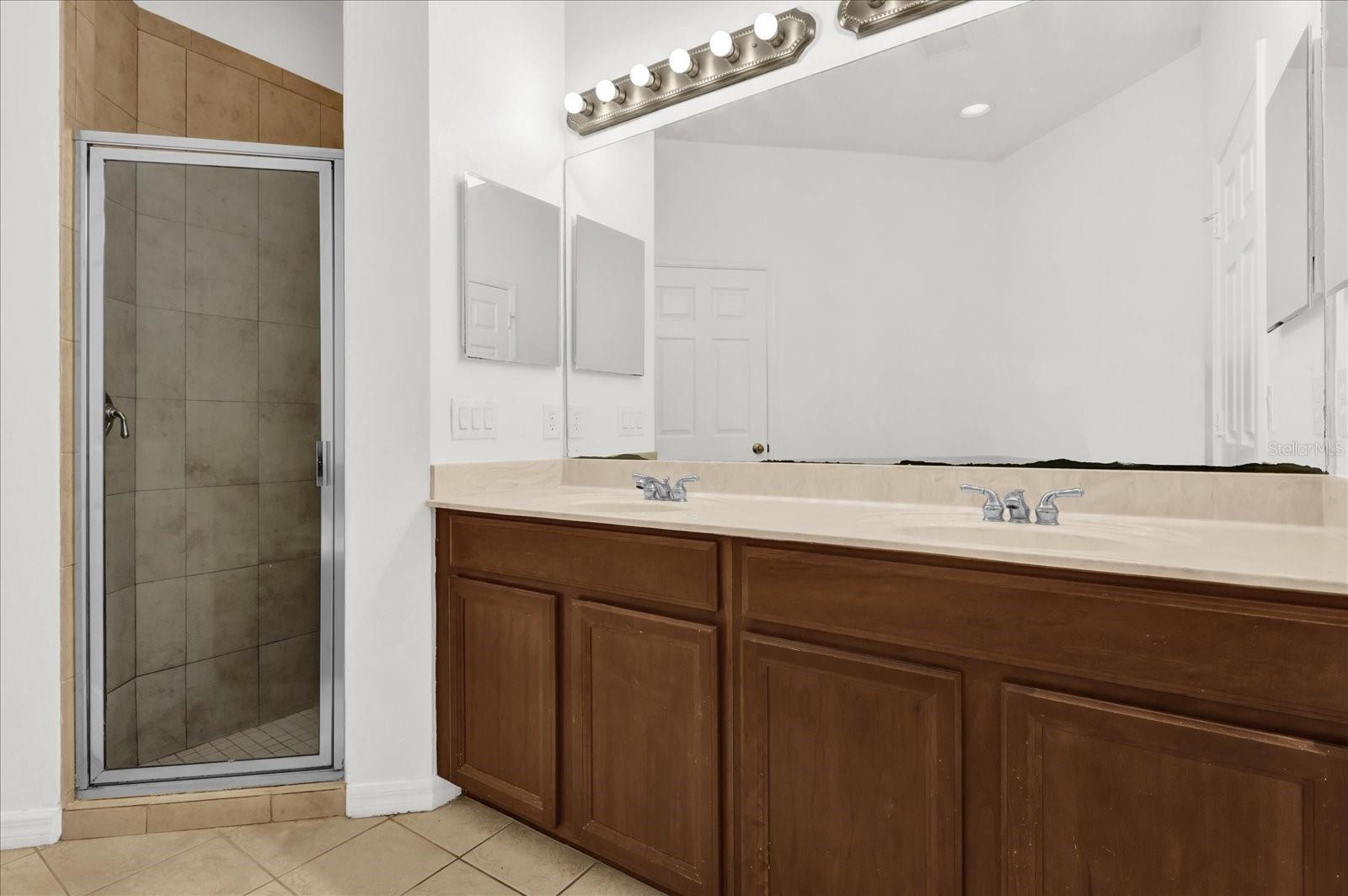 GREYSTONE PH 1 - Residential