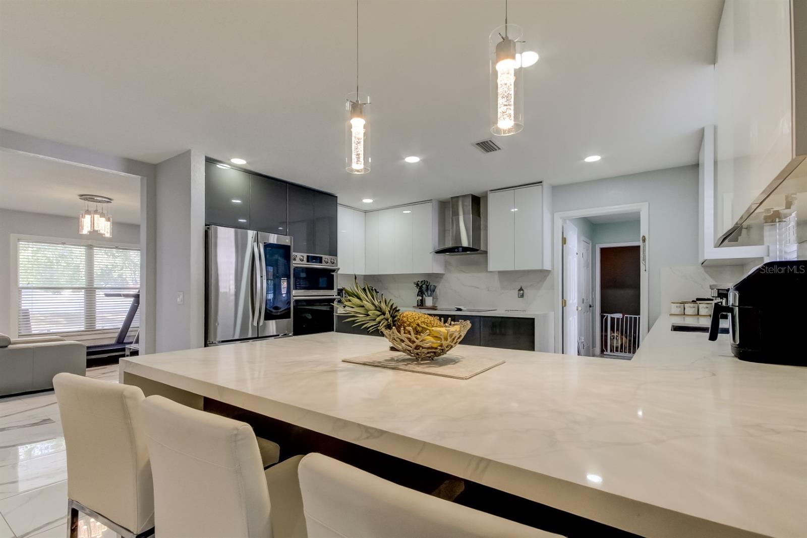 706 KINGSWOOD LOOP