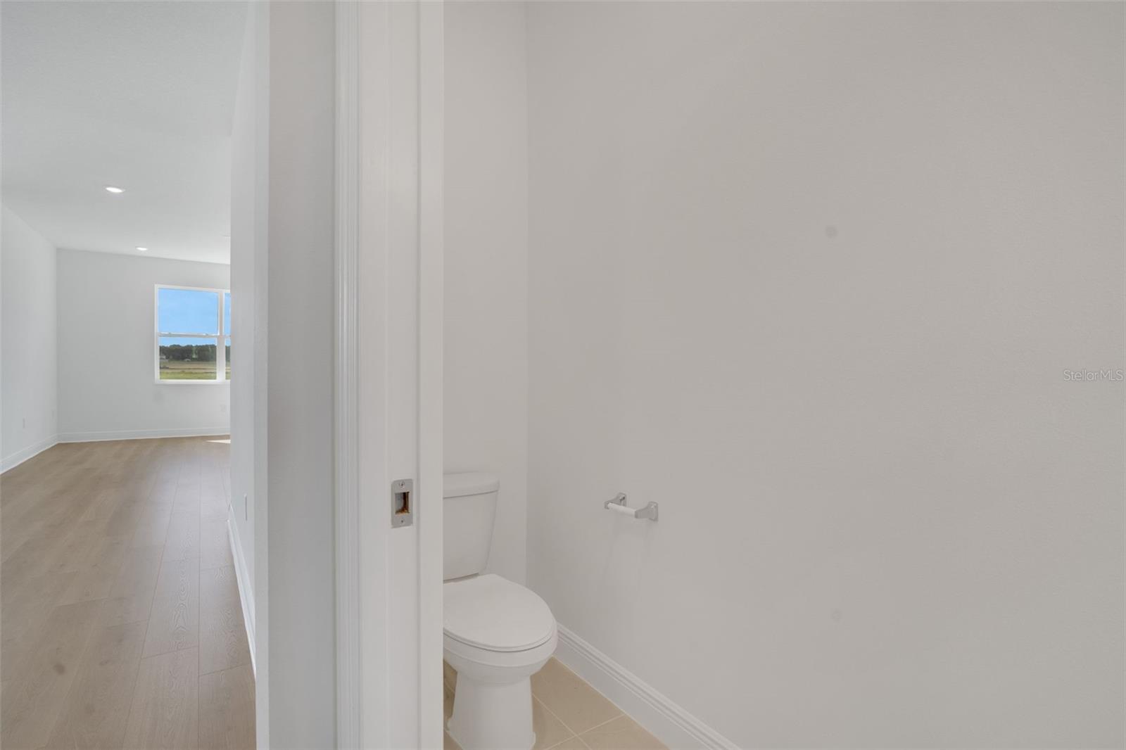 RESERVES AT HAMMOCK OAKS - Residential