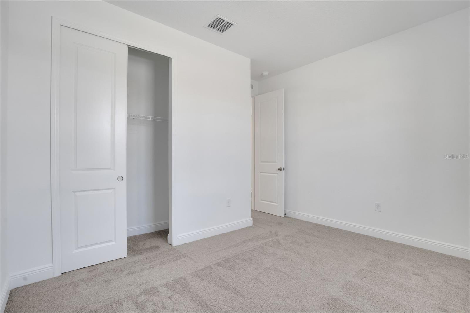 RESERVES AT HAMMOCK OAKS - Residential