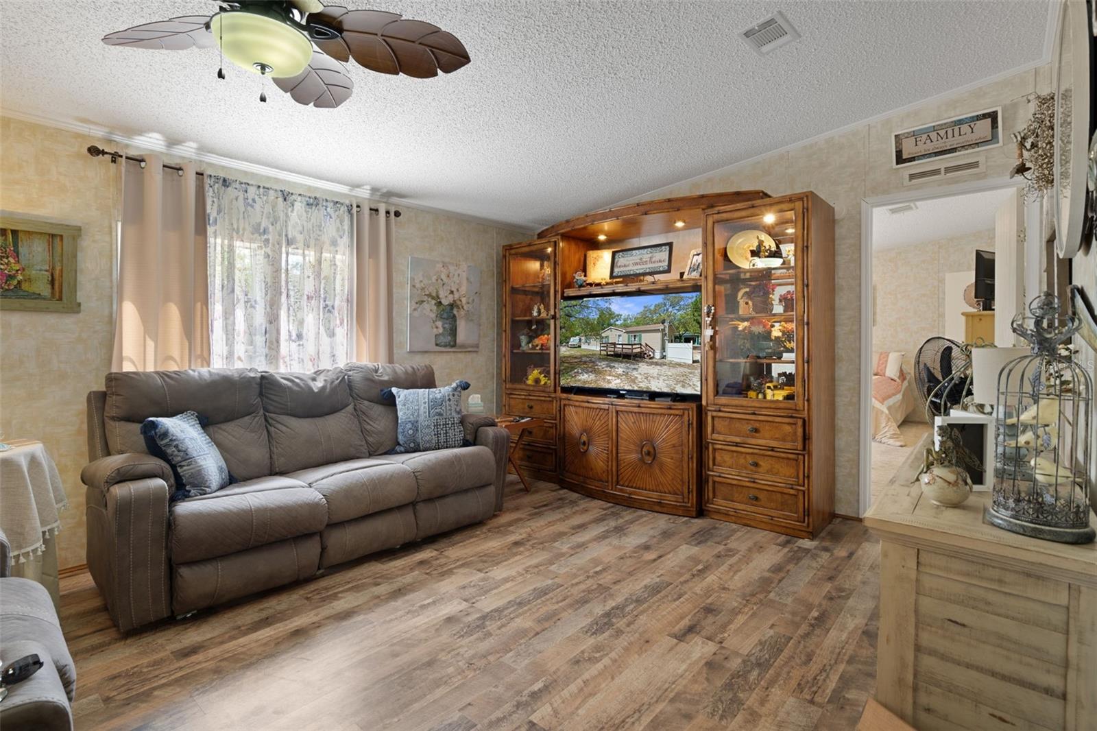 U S 19 11 ADD - Residential