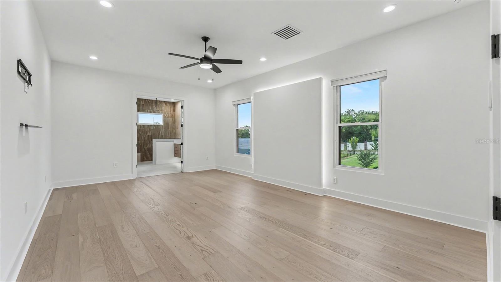 DELPHI HILLS - Residential