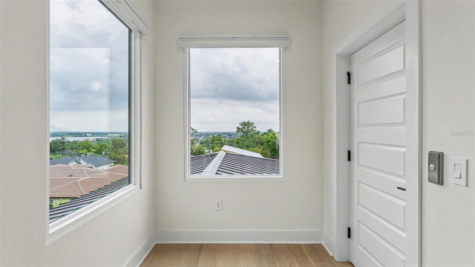 DELPHI HILLS - Residential