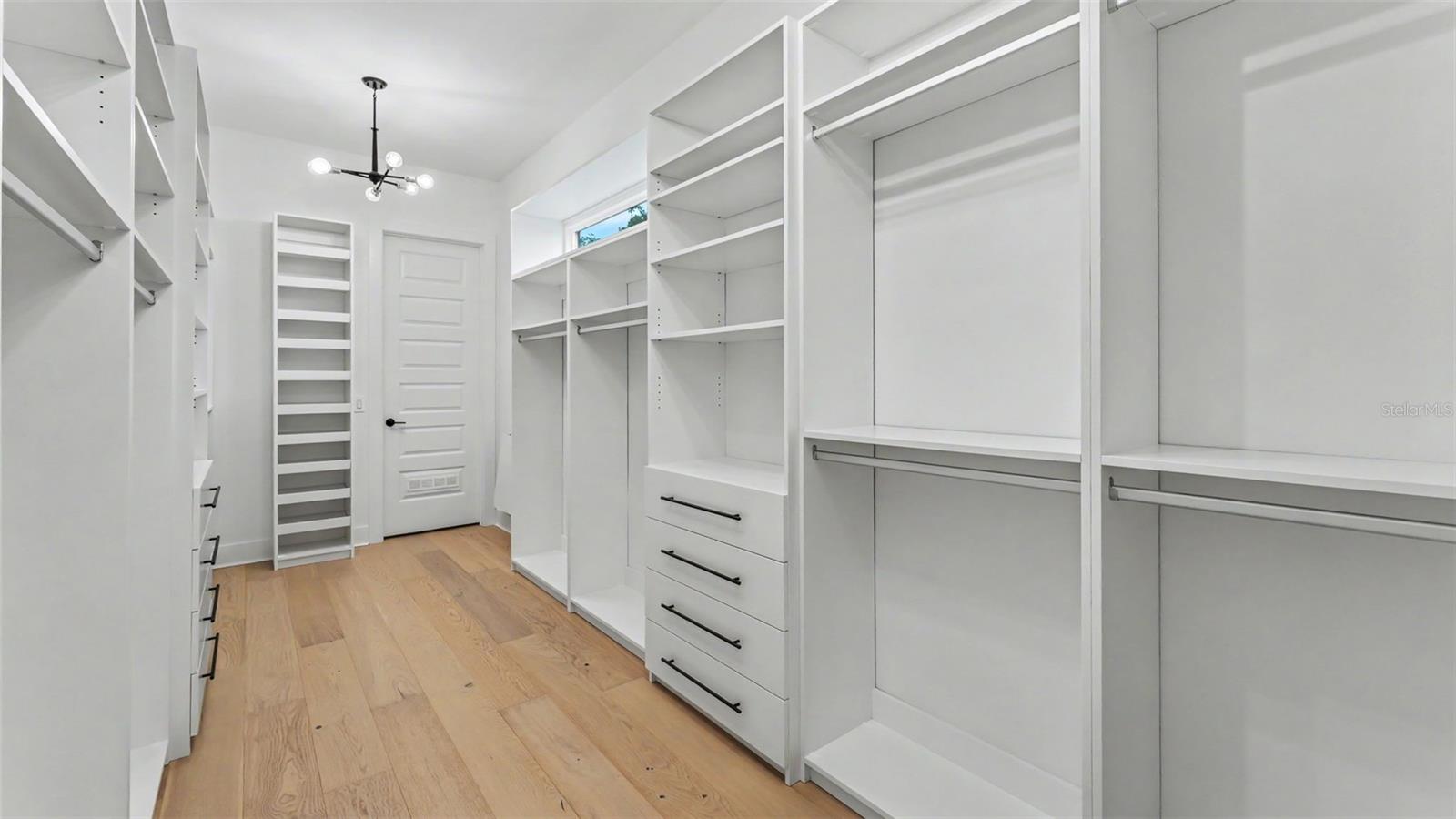 DELPHI HILLS - Residential
