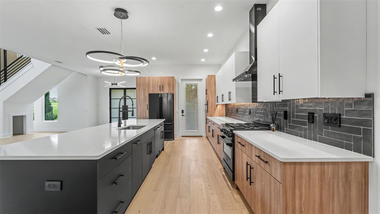 DELPHI HILLS - Residential