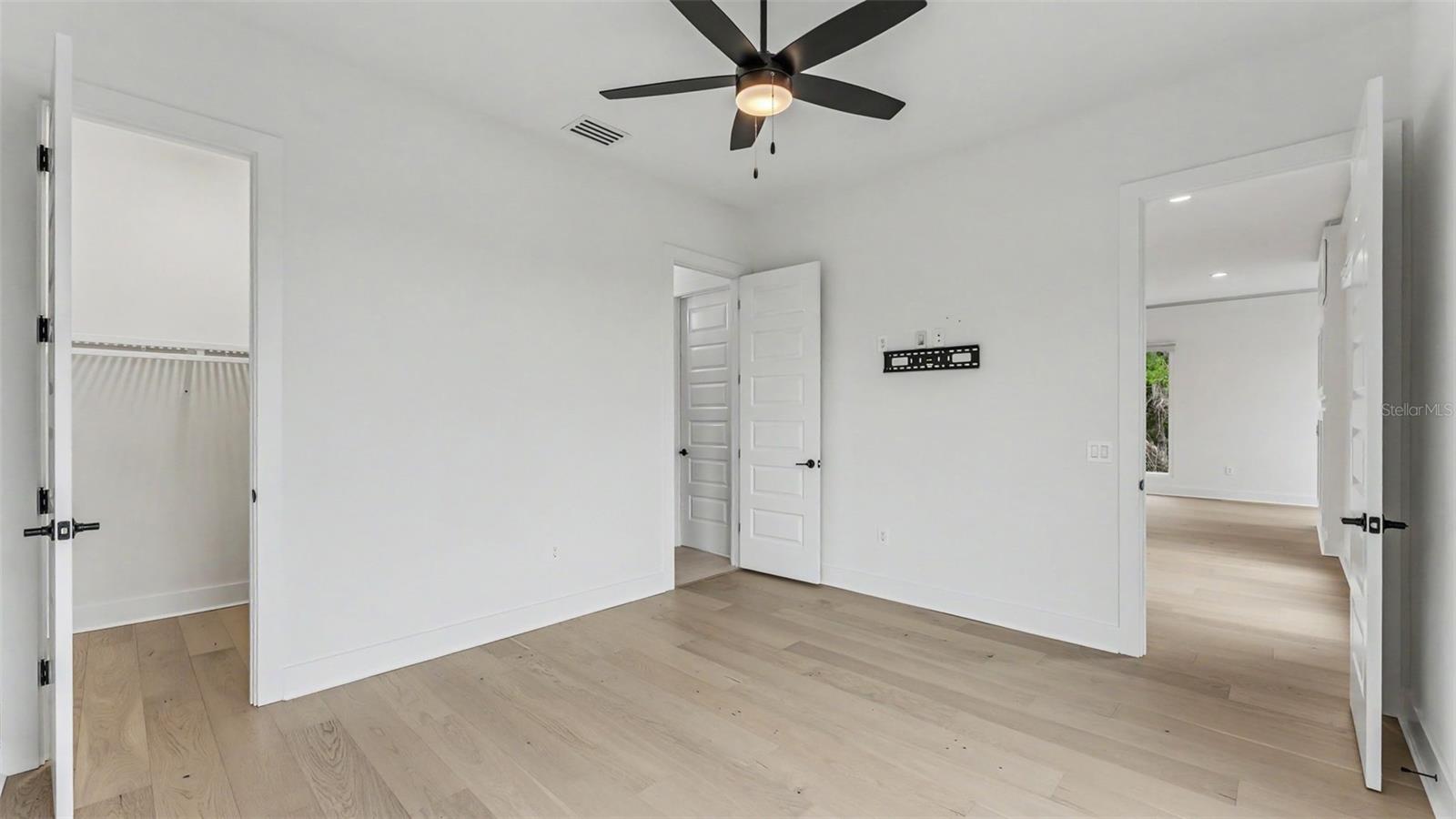 DELPHI HILLS - Residential