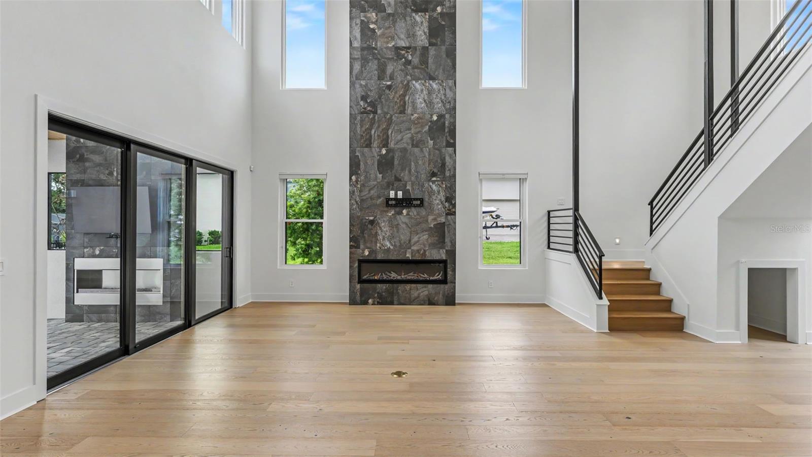DELPHI HILLS - Residential