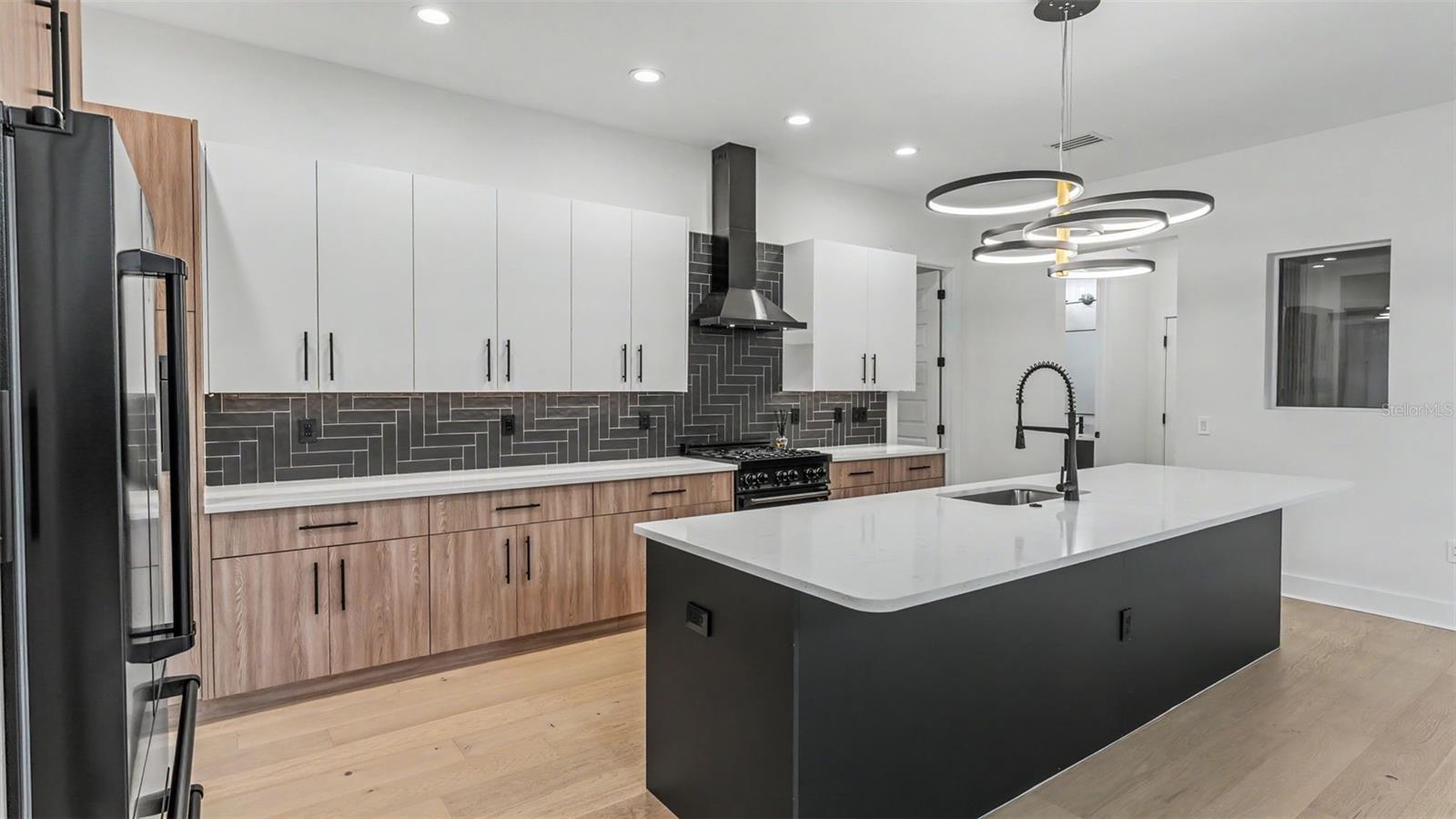 DELPHI HILLS - Residential