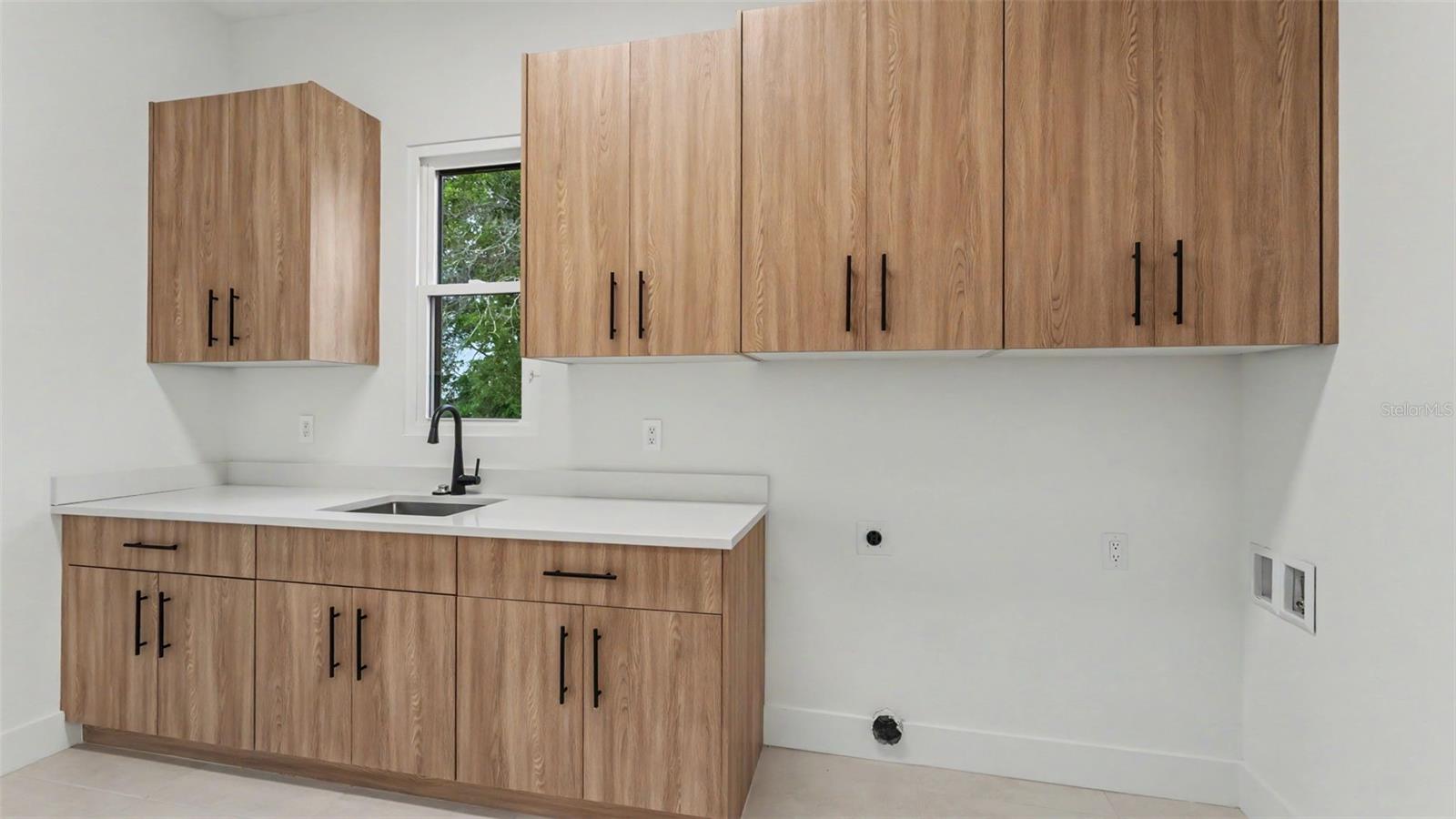 DELPHI HILLS - Residential