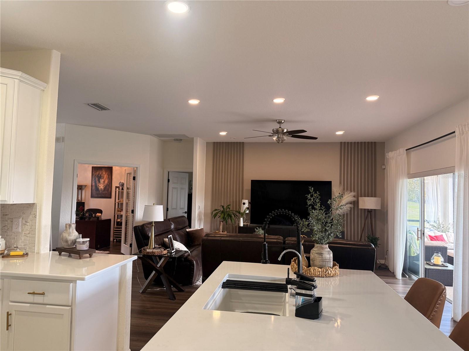 PALISADES PH 02C LT 306 PB 52 PG 18-20 - Residential