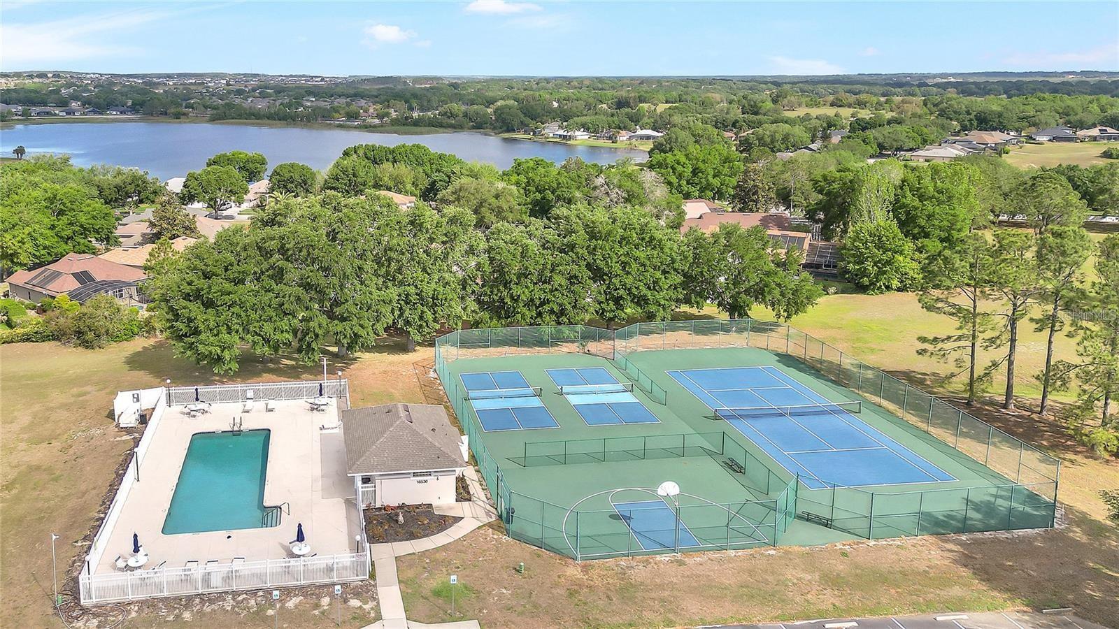 PALISADES PH 02C LT 306 PB 52 PG 18-20 - Residential