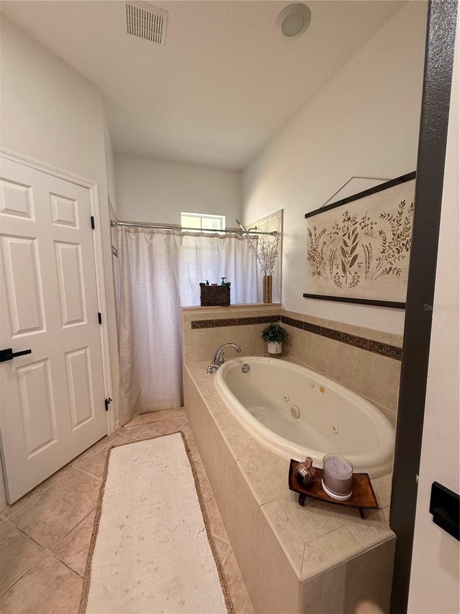 PALISADES PH 02C LT 306 PB 52 PG 18-20 - Residential