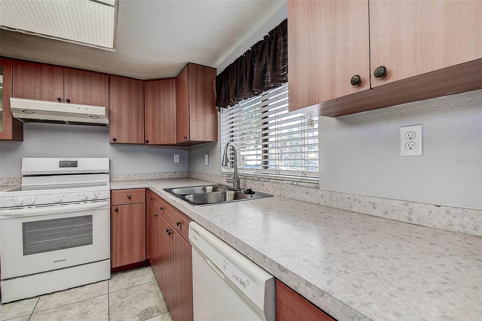 VILLAGE LAKE CONDO - Residential