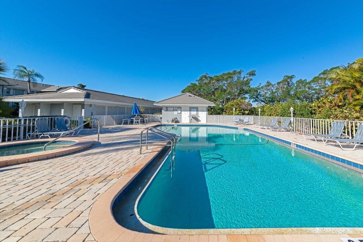 EDGEWATER COVE AT PERICO 3 - Residential